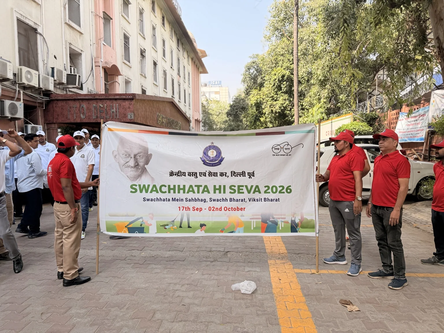 Swachhata Hi Seva 2026 activity banner at the Delhi field event attended by SafaSoch participants